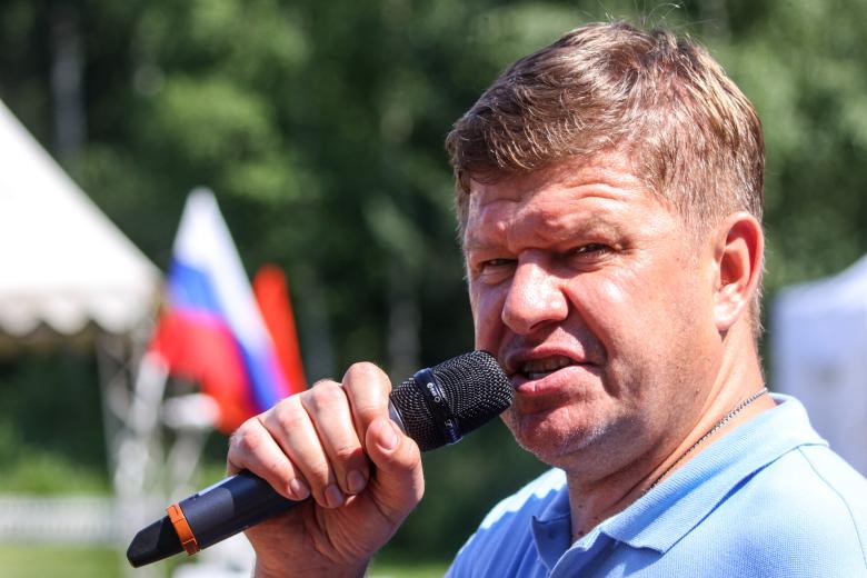 Дмитрий Губерниев