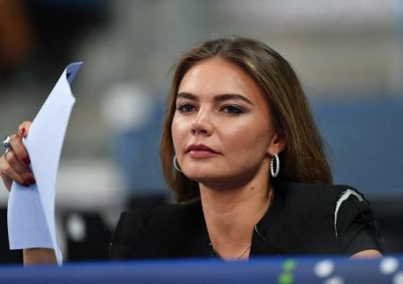 Кабаева потребовала информацию о работе судей на финале с Авериной и Ашрам