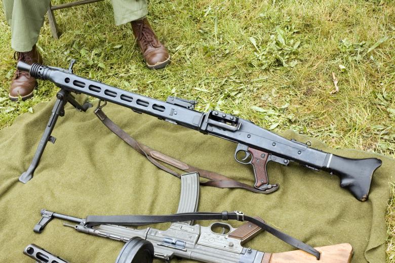 MG-42