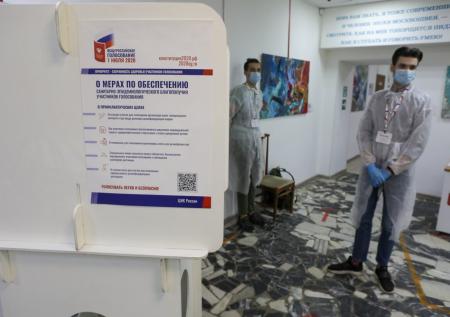 Мосгоризбирком опроверг информацию об удалении волонтёров с участков