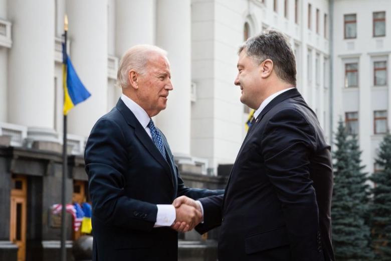 Джо Байден и Пётр Порошенко