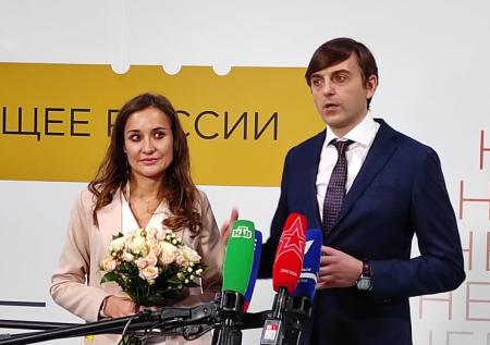 «Вторая мама»: победитель конкурса «Учитель года» довела школьников до слёз