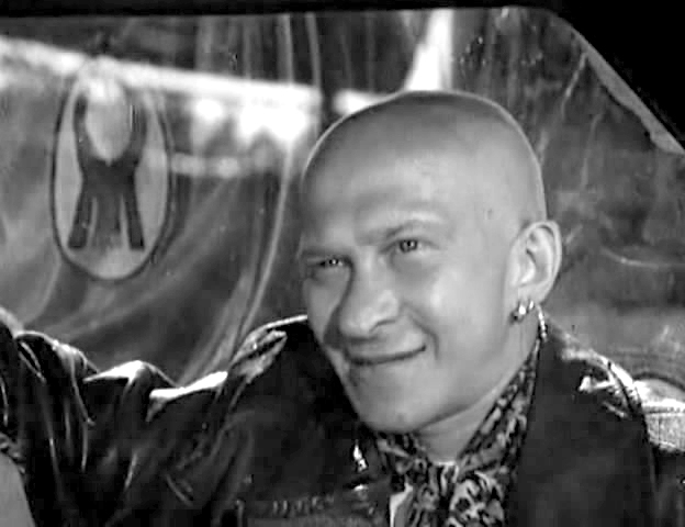 Юрий Ашихмин в фильме «Воровка»