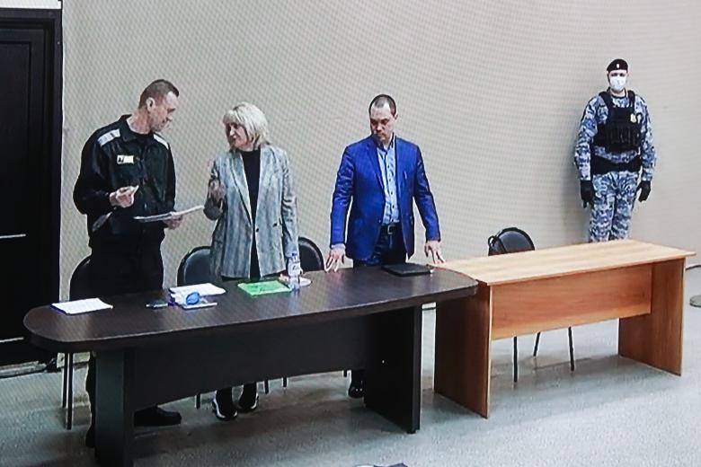 Оглашение приговора Навальному по новому делу о мошенничестве и оскорблении суда