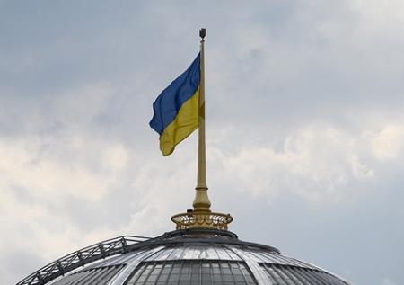 В Раде вознамерились продолжить лишать гражданства оппозиционных депутатов