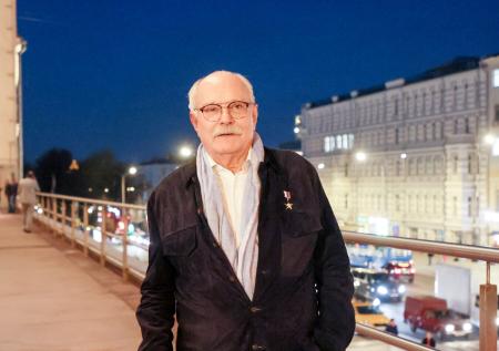 ФНС арестовала счета Михалкова: правда ли это, что известно о бизнесе