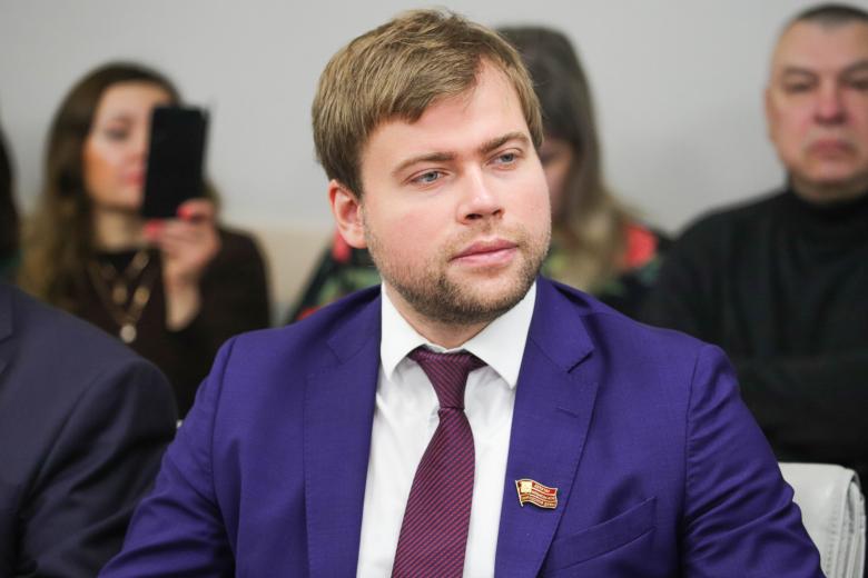 Леонид Зюганов