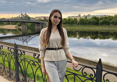 Волонтёр рассказала о записке, переданной для неё Путиным во Ржеве