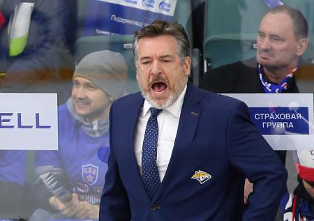 ХК «Авангард» объявил об уходе тренера