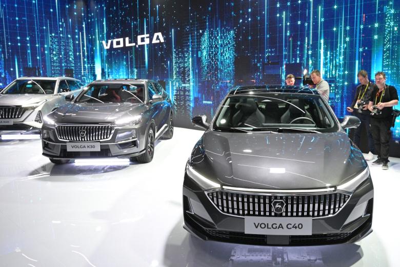 Нижний Новгород. Автомобиль Volga C40 на выставке IX конференции «Цифровая индустрия промышленной России»