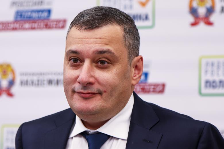 Александр Хинштейн