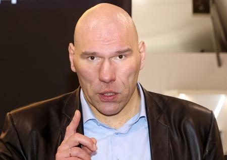 Валуев резко ответил на желание Кличко вернуться на ринг
