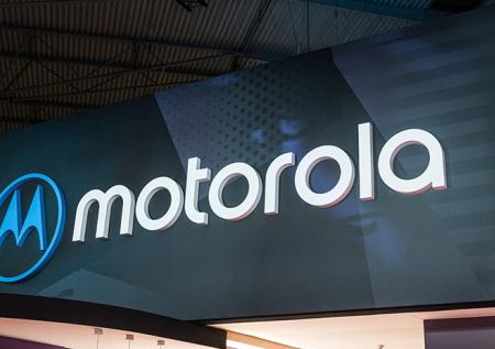 Motorola подтвердила разработку складного смартфона