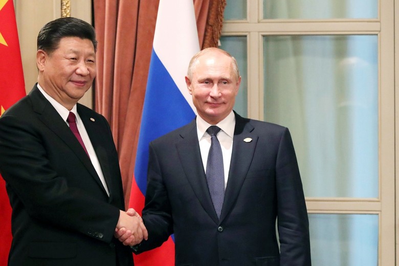 Президент РФ Владимир Путин с председателем Китайской Народной Республики Си Цзиньпином