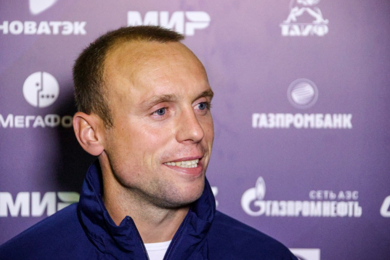 Денис Глушаков