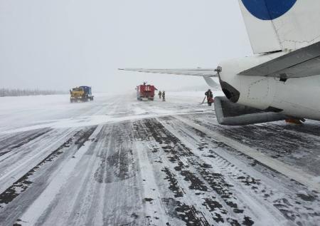 Пассажир рассказал подробности жёсткой посадки самолёта в Усинске
