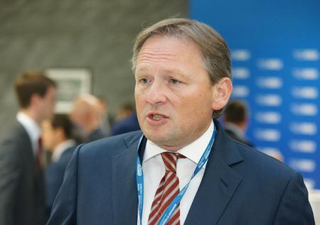 Титов предложил ограничить ставку эквайринга по картам «Мир» уровнем в 0,5%