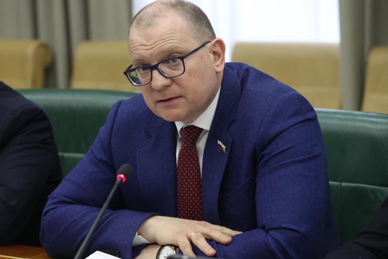 Константин Долгов