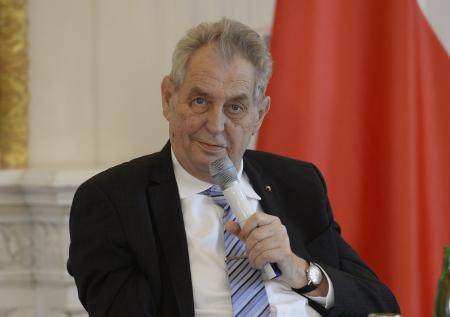 Президент Чехии назвал уход НАТО из Афганистана «афганским Мюнхеном»