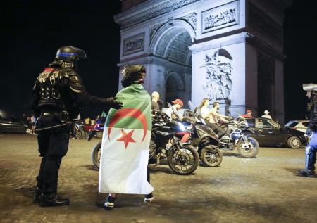 Во Франции после победы Алжира на Кубке Африки задержали почти 200 человек