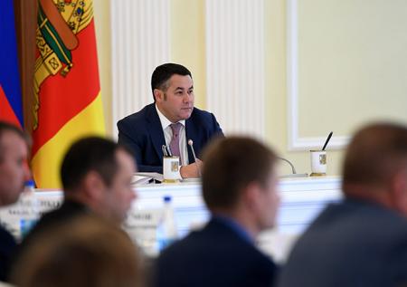 Руденя пообещал помощь родственникам погибших в ДТП