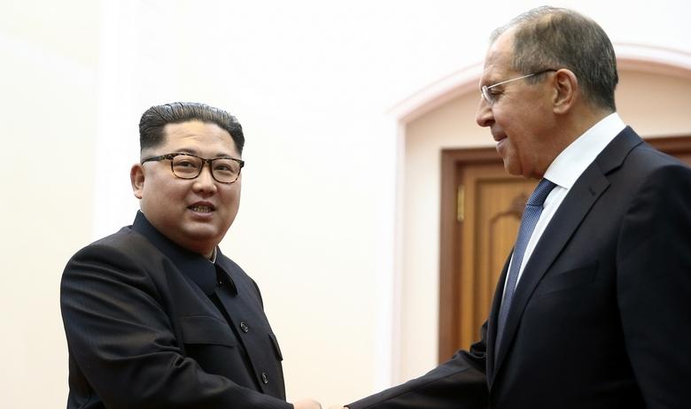 Ким Чен Ын и глава МИД РФ