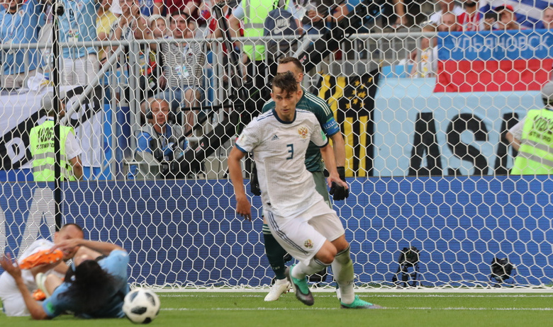 Футболист Илья Кутепов 