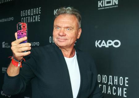 ТАСС: у организатора «голой» вечеринки прошел обыск