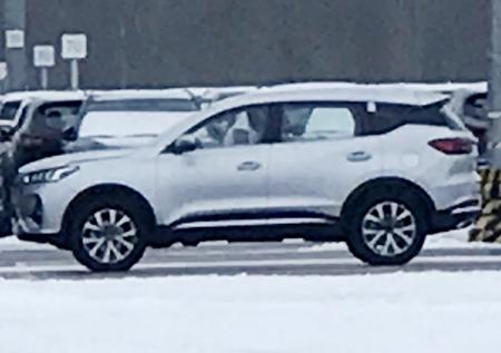 Появились фото нового кроссовера от бывшего завода Nissan в Петербурге