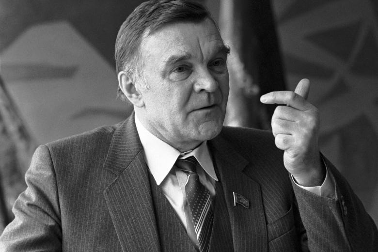 Юрий Бондарев