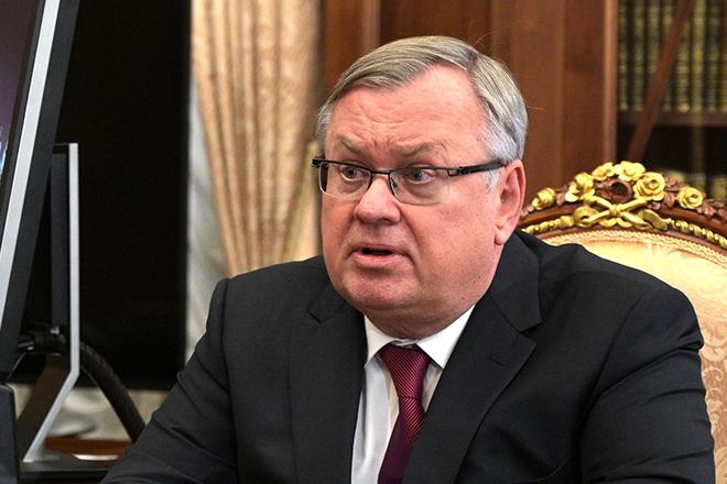 Андрей Костин