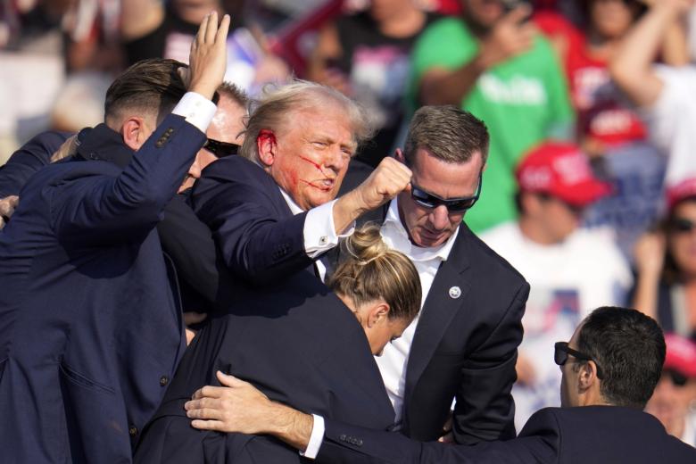 На экс-президента США Дональда Трампа совершено покушение