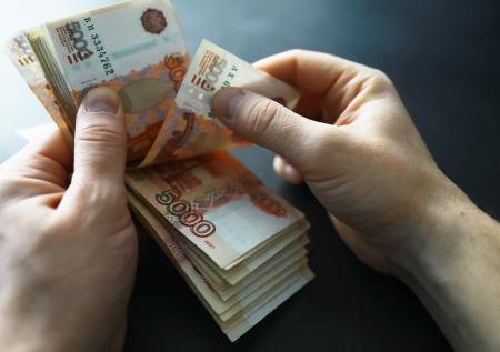 Стала известна сумма заключенных контрактов на ПМЭФ 	
