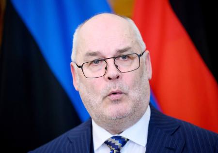 Президент Эстонии сделал заявление о России после инцидента с буями