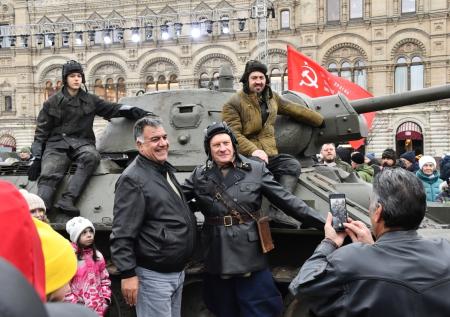 День народного единства: история, традиции и праздничные выходные