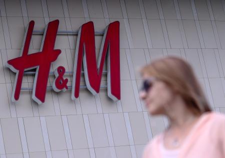Магазины H&M открылись в Москве со второй попытки