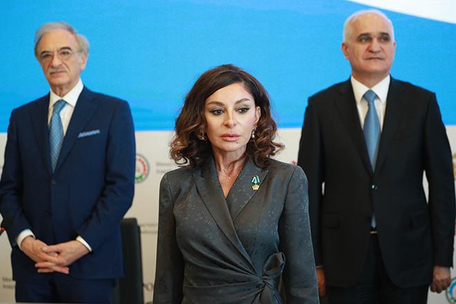Мехрибан Алиева