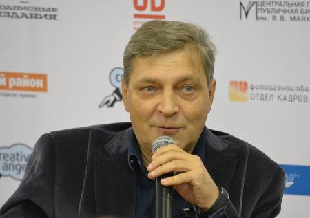 Невзоров вспомнил, как назвал Мединского козлом