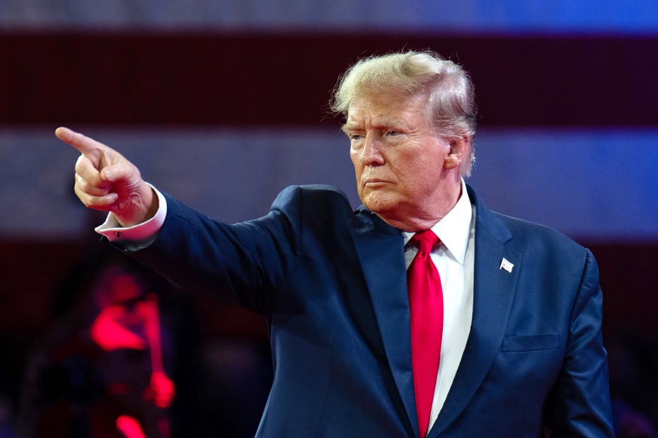 Трамп пригрозил жестоким убийцам и насильникам высшей мерой наказания