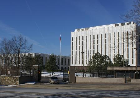 Посольство России обвинило США в попытке повлиять на выборы президента