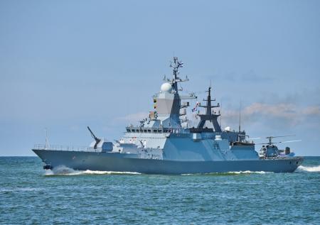 Российские военные отразили ракетную атаку, но пришлось тушить огонь