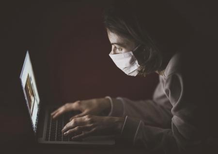 Правила инфогигиены: как россиянам без нервов читать новости в пандемию