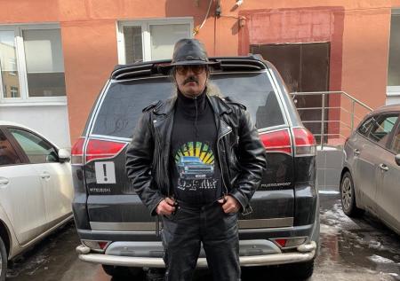 «В знак протеста против санкций»: правнук Сталина продаст японское авто