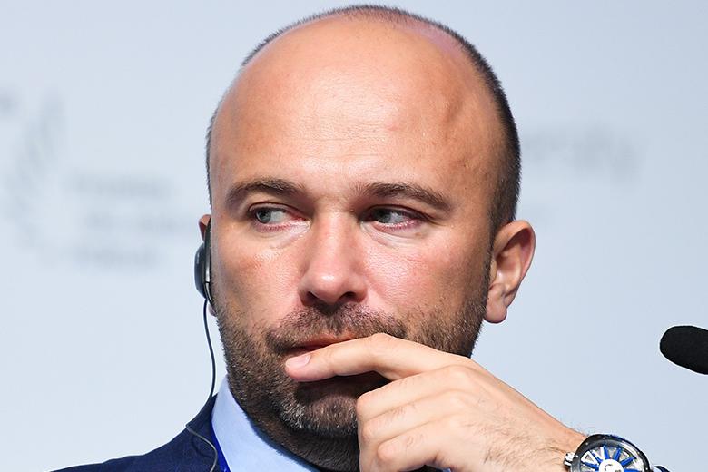 Дмитрий Мазуров