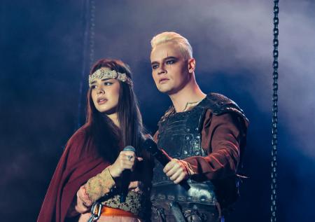 SHAMAN в роли князя и битва шефов: как прошел третий день «Тавриды.АРТ»