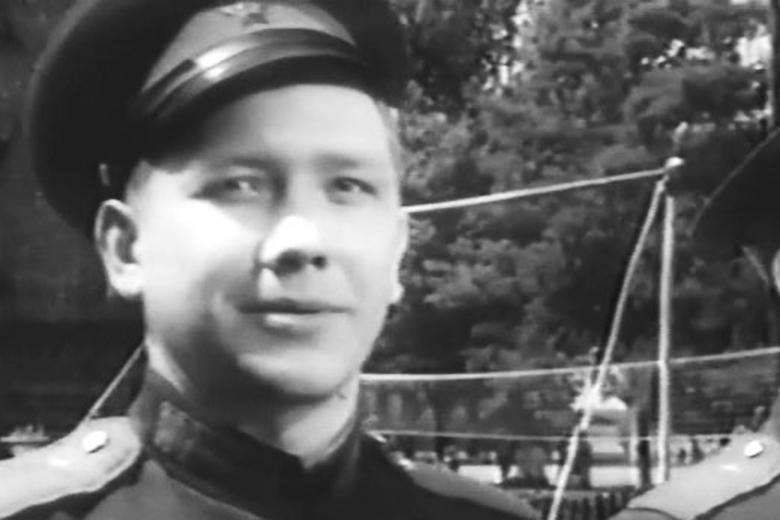 Владимир Златоустовский. Кадр из фильма «Прыжок на заре»