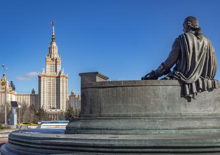 Отец Алисы Тепляковой объяснил её «отсутствие» на экзамене в МГУ