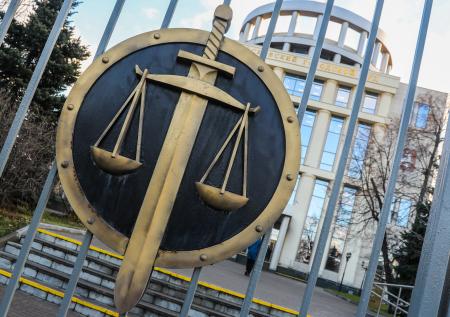 Суд не стал арестовывать одного из руководителей «Свидетелей Иеговы»
