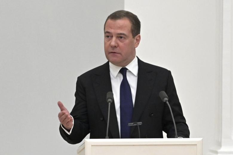 Дмитрий Медведев