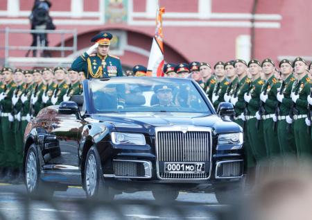 От украинца Кобеца до Белоусова: кто возглавлял Минобороны РФ с 1991 года